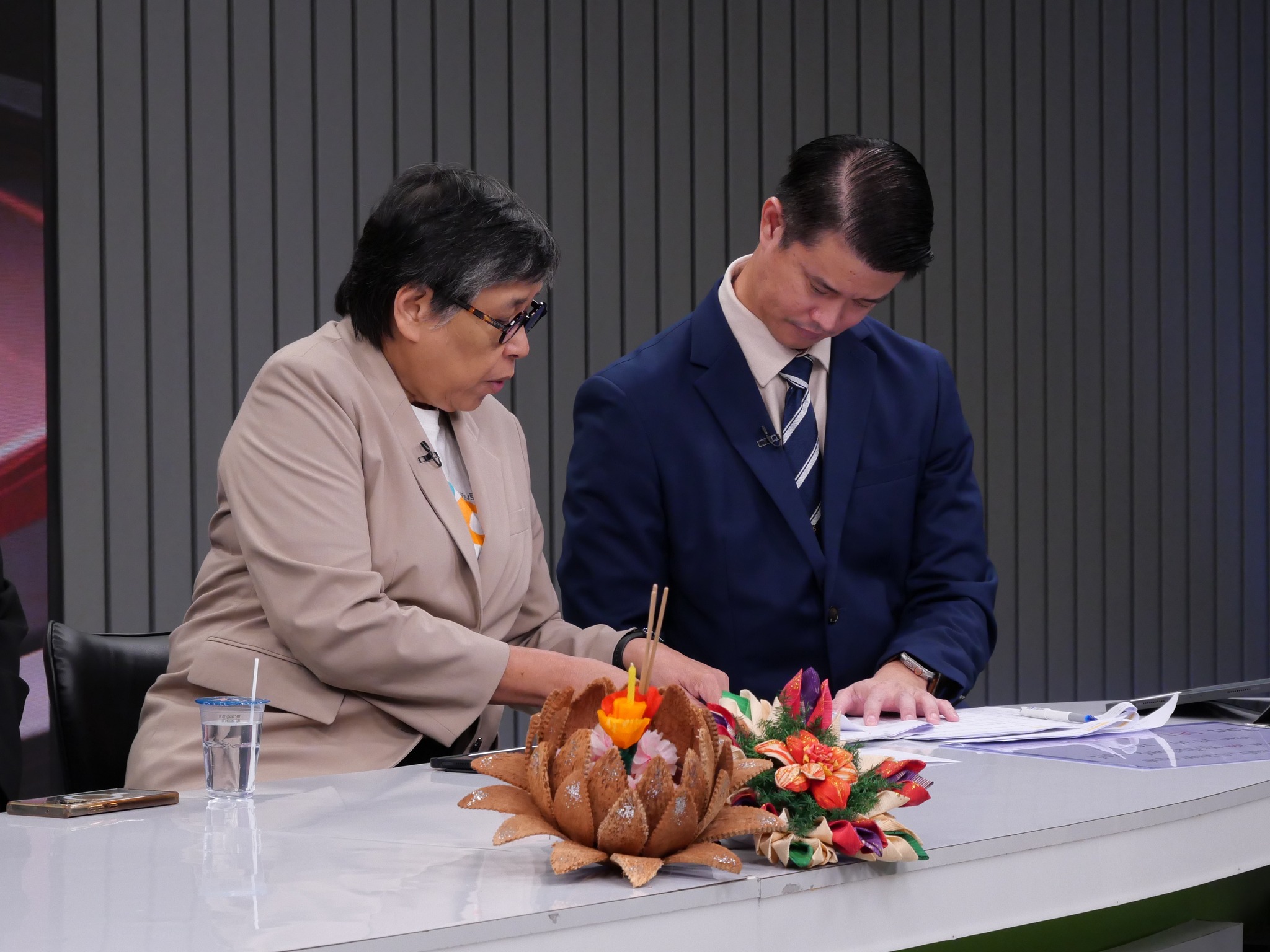 ทนายธนวิน ในรายการสนามเป้าบรรเทาทุกข์